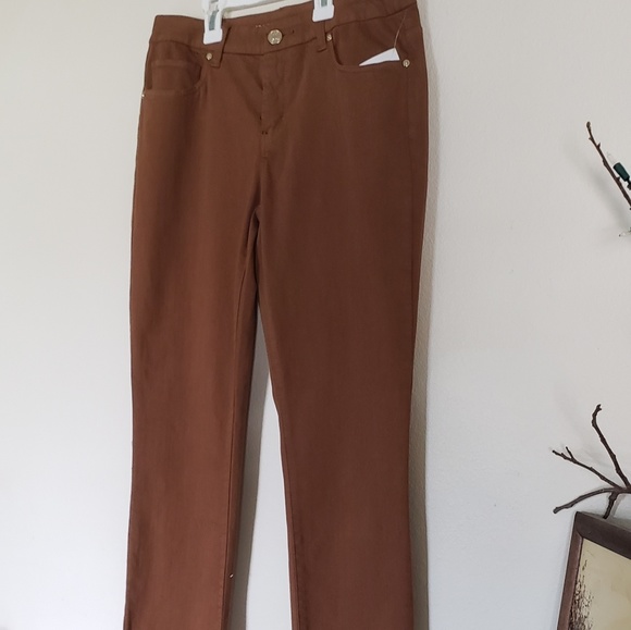 Chico's ankle length girlfriend jeans. - Picture 5 of 8